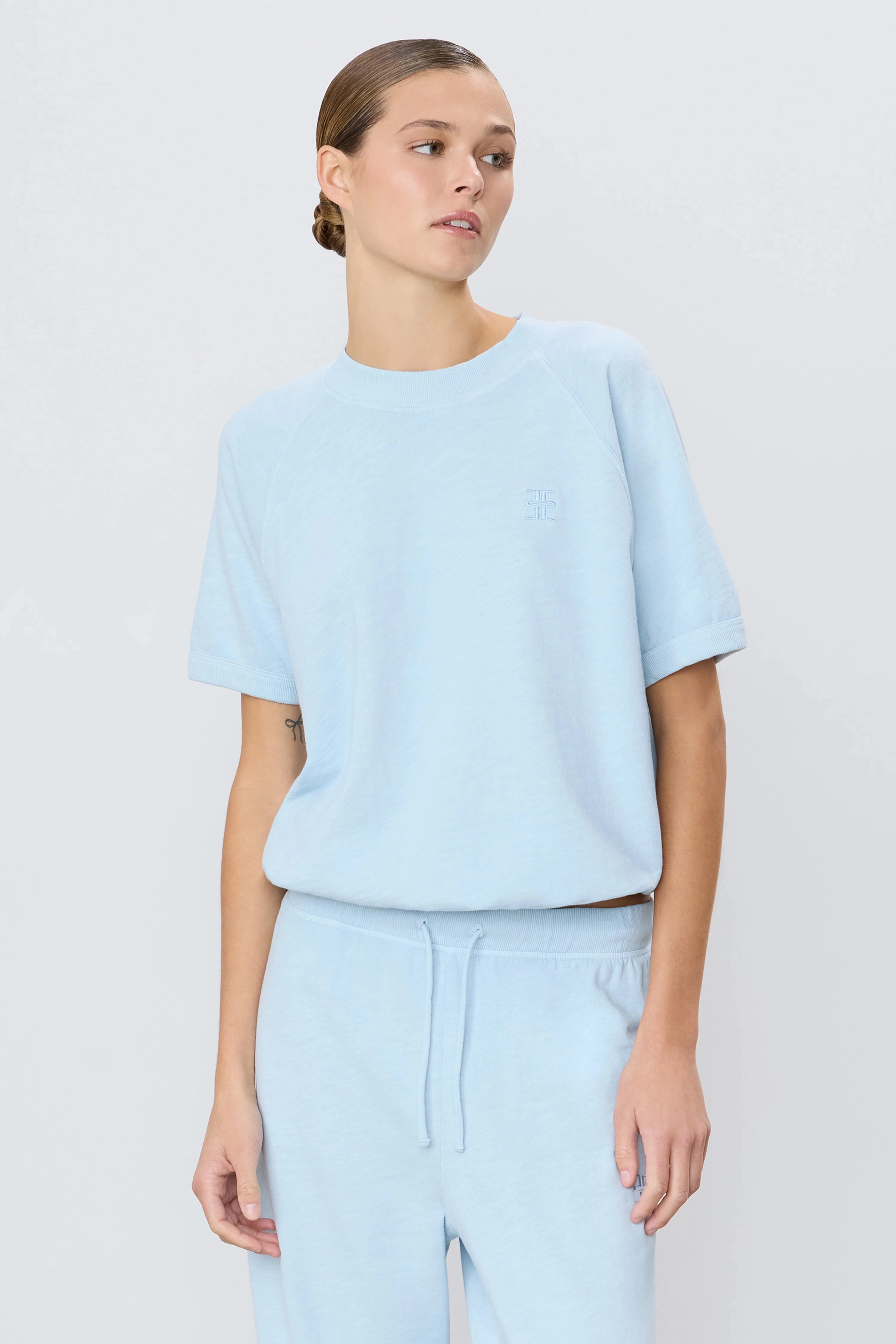 Short Sleeve Raglan Sweatshirt in Dusty Blue NonIrritating