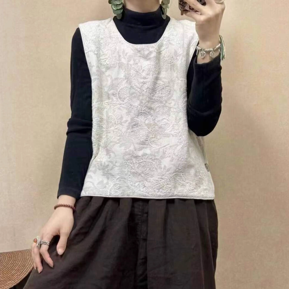 Universal Fit Framework Autumn Retro Linen Embroidered Round Neck Vest