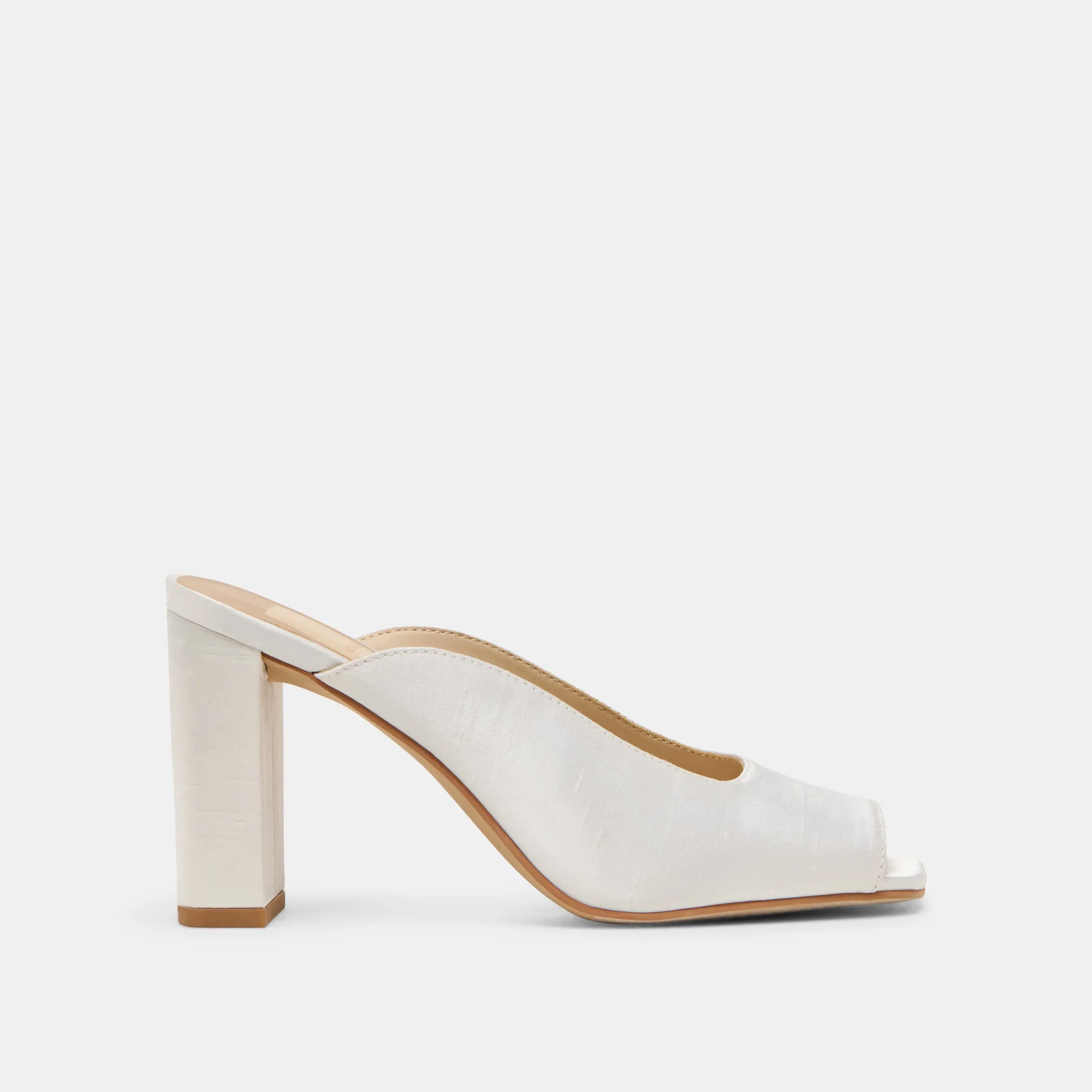 Motion Vibe SABELA HEELS OFF WHITE SATIN