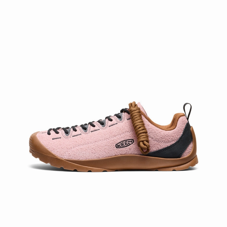 sunny Air Circulation Channels Women's Jasper Sneaker x Highsnobiety  |  Pink/Gum