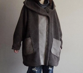 Thick Hooded Loose Mid- Length Fur Coat Layered Neckline
