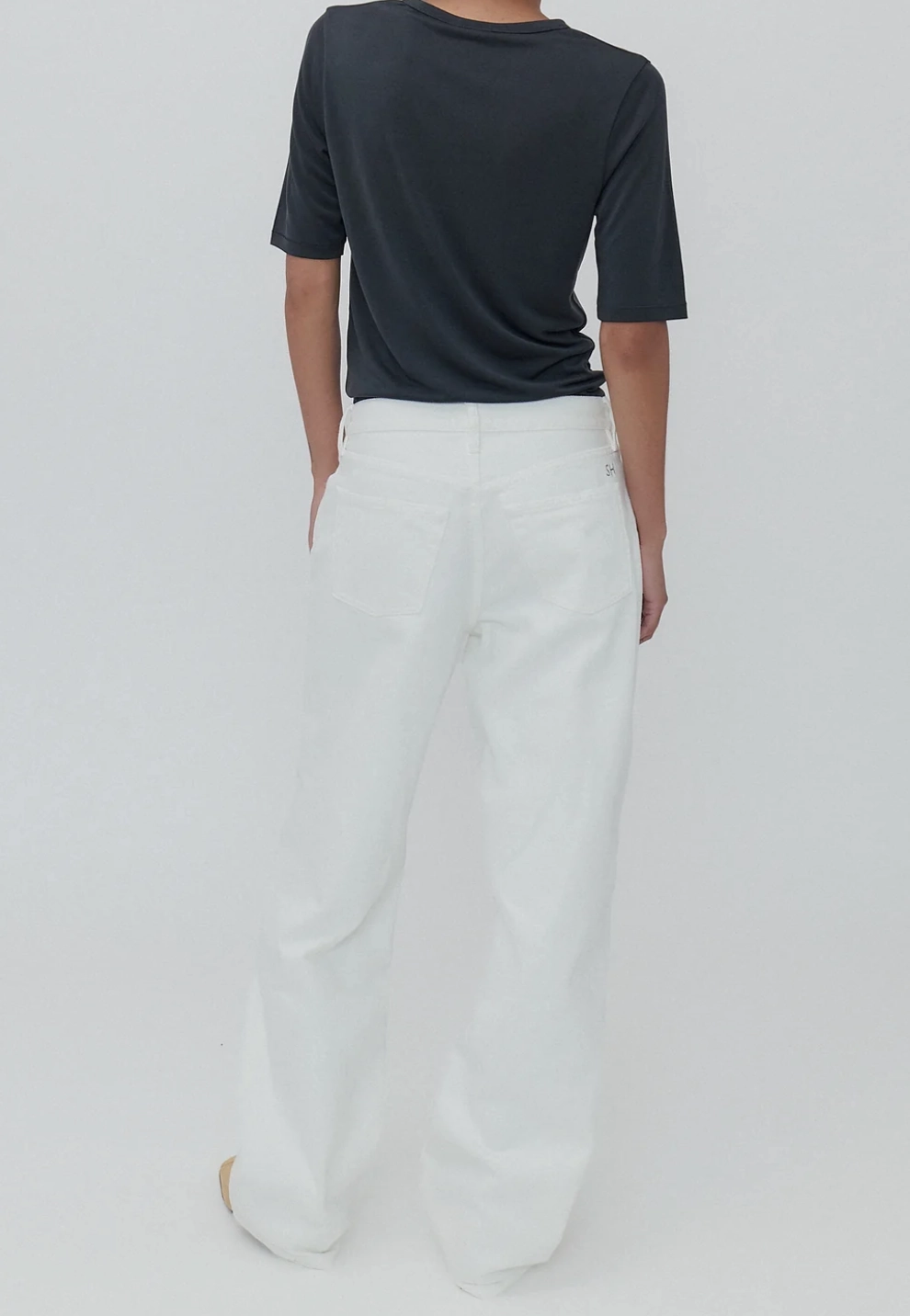 Soft Stretch Everyday Jean in Milk