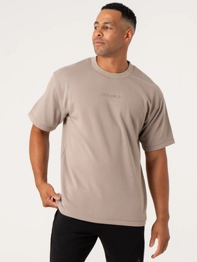 Pursuit Fleece T-Shirt - Taupe Easy Outfit Modern Boots