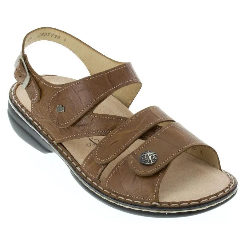 buckle - up style shallowest Finn Comfort Gomera Cognac