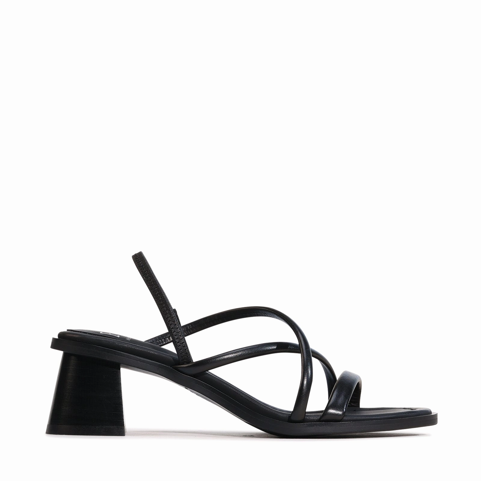 Best Seller Runway Fit WINNIE