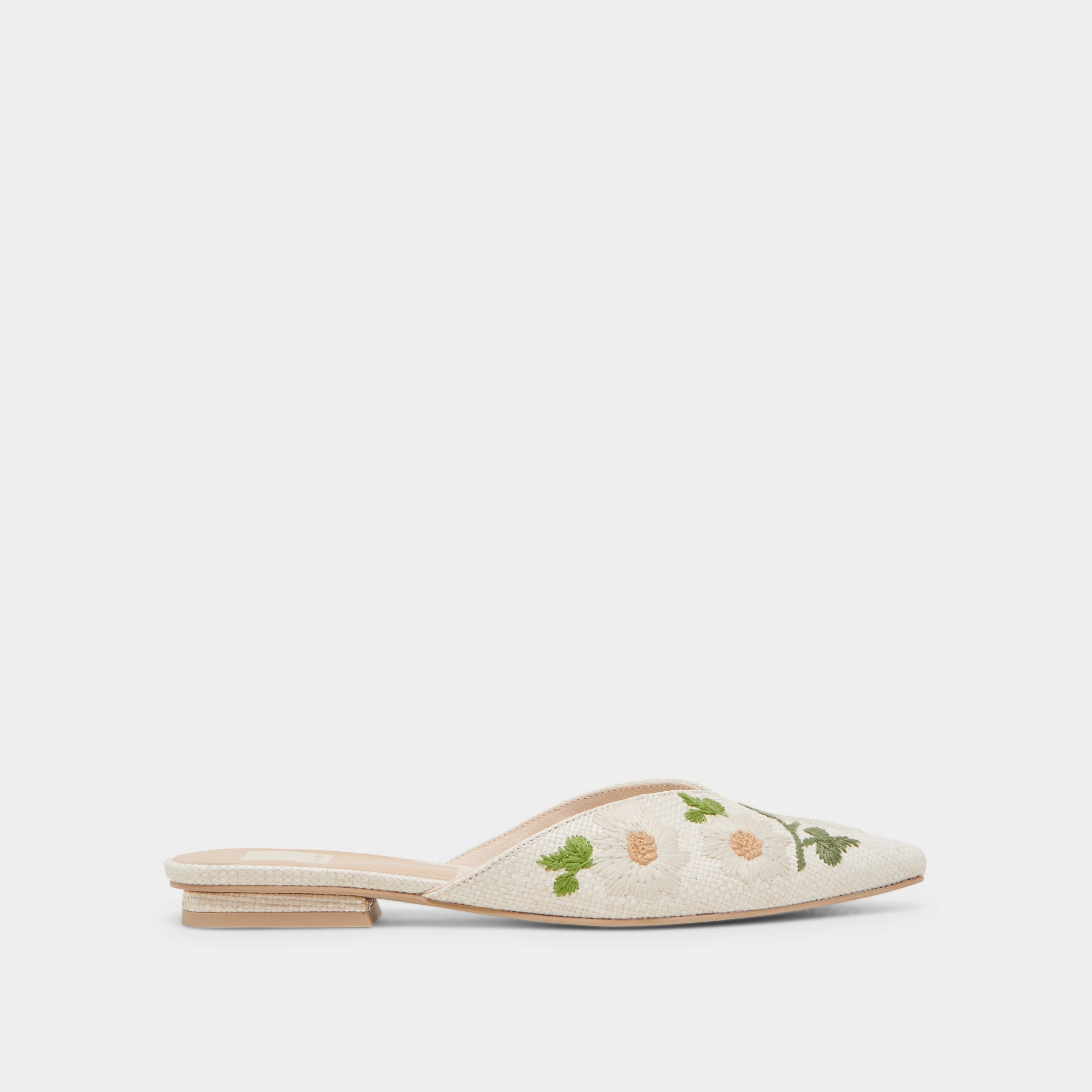 ELM FLATS WHITE FLORAL RAFFIA Runway Queen