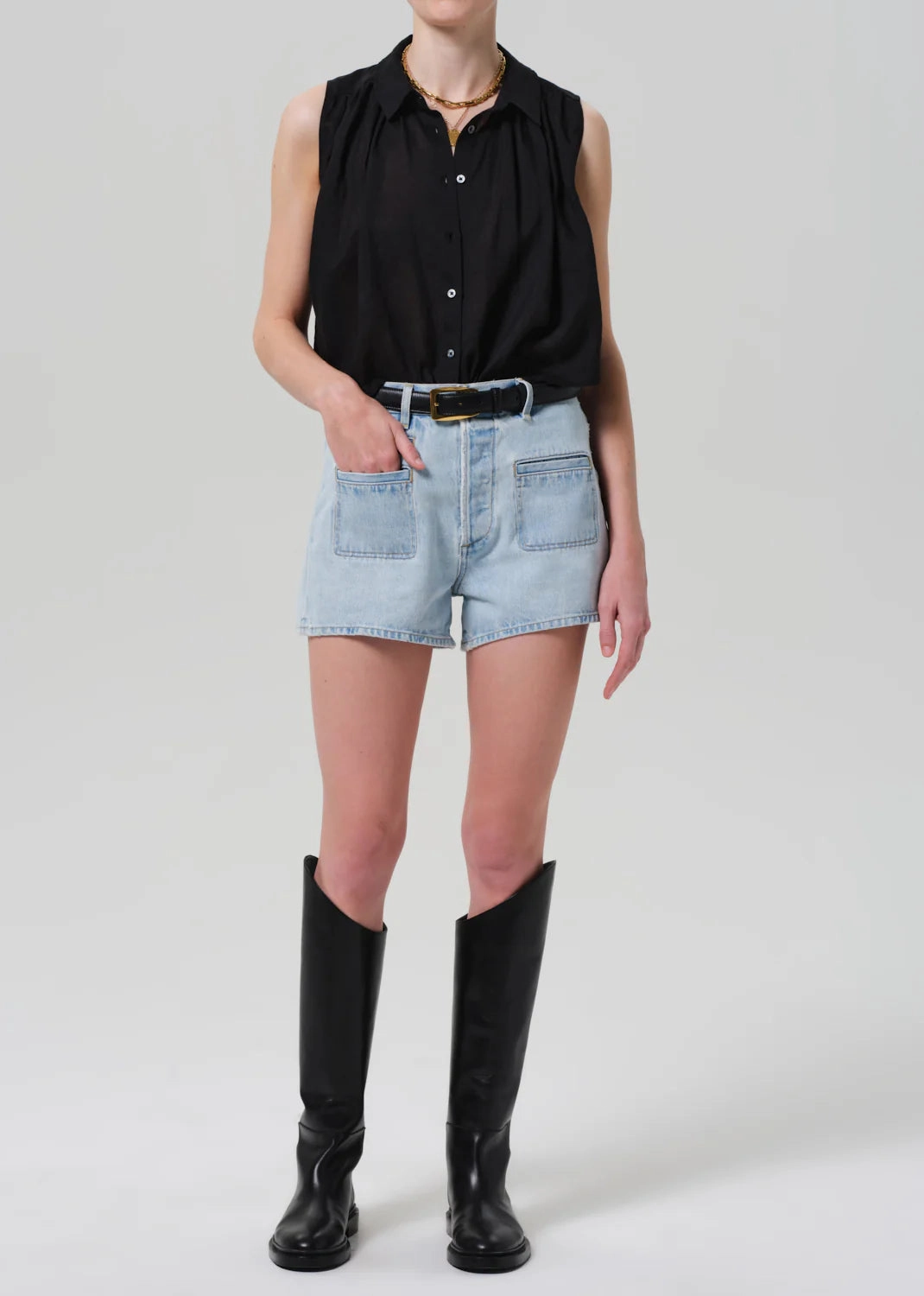 Essential Basics Night Out Daily Wear Marlow Welt Pocket Short in Skyscape