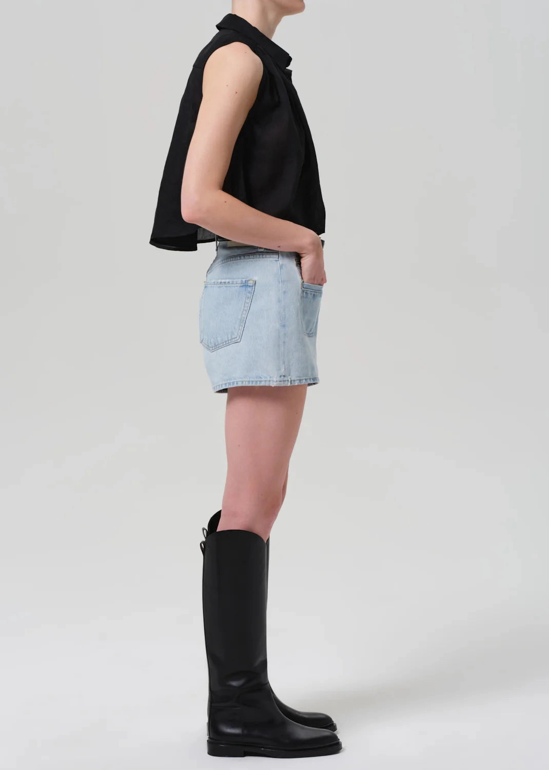 Marlow Welt Pocket Short in Skyscape Fast Match