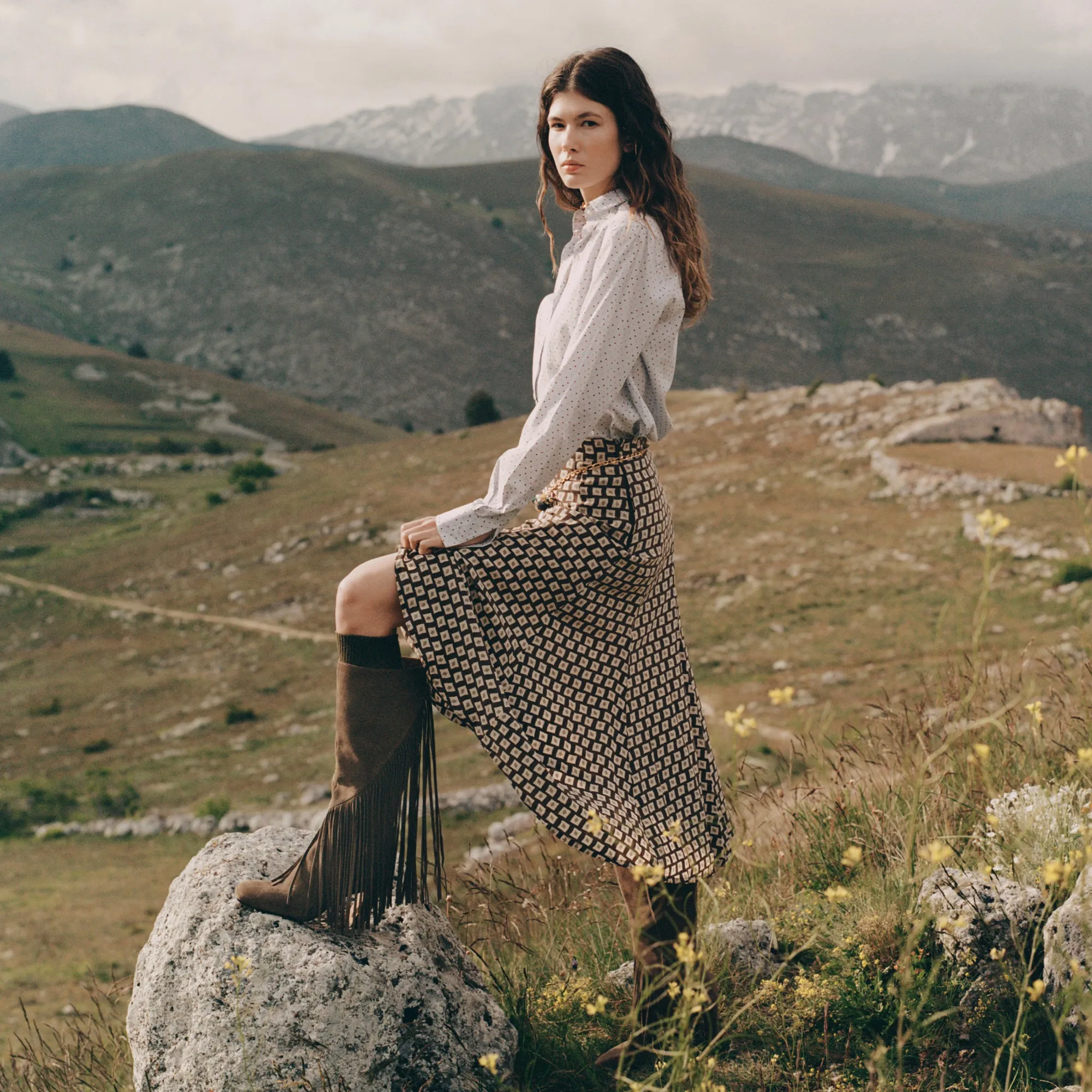 Versatile Pair GIANO BOOTS OLIVE SUEDE