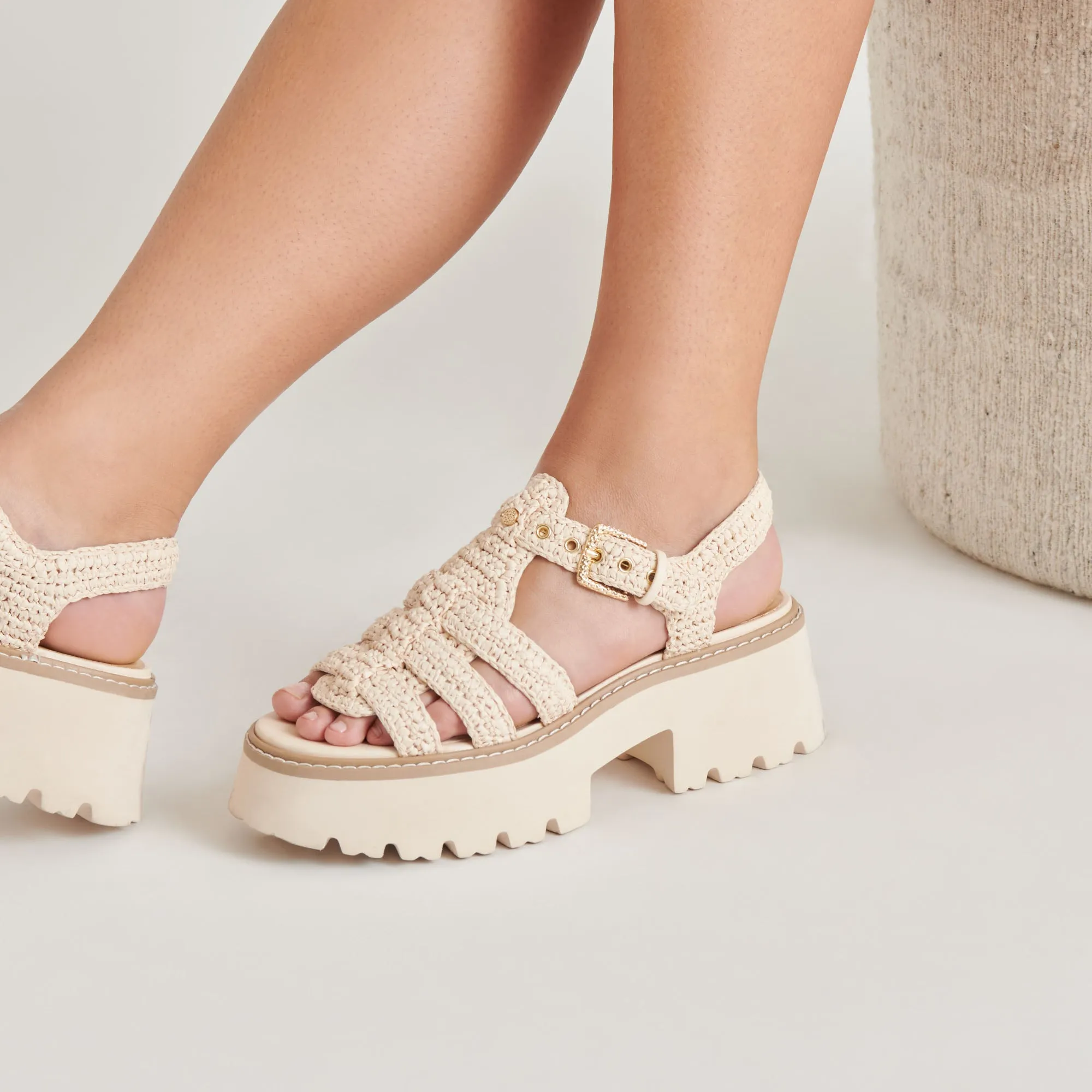 LATICE SANDALS OATMEAL KNIT school shoes Signature flexibility