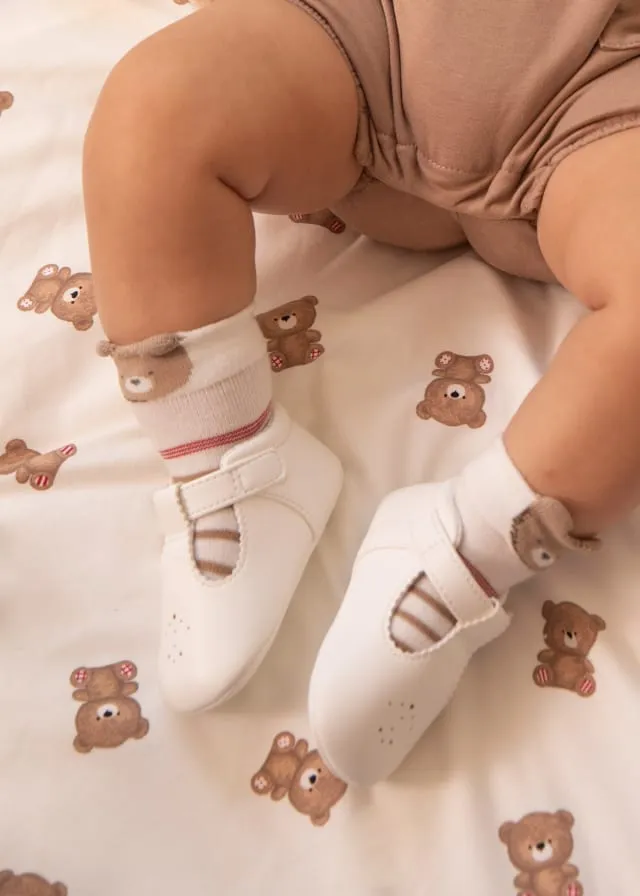 Comfortable Shank Velcro T-Strap Shoes - Off White