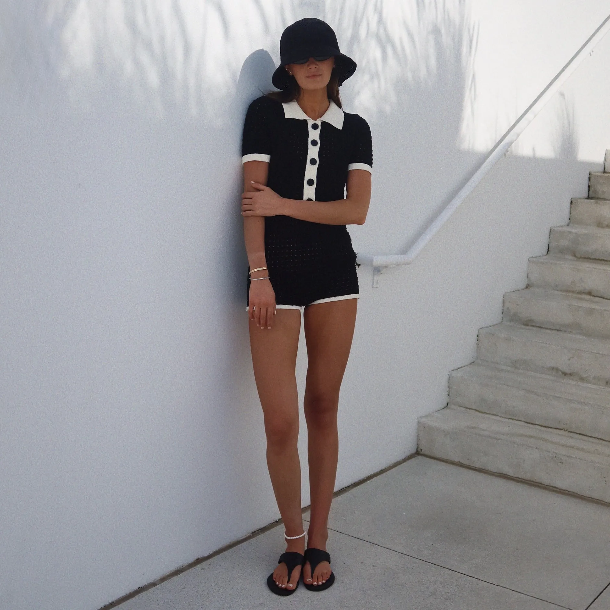 Wide toe box KITTLE SANDALS BLACK LEATHER