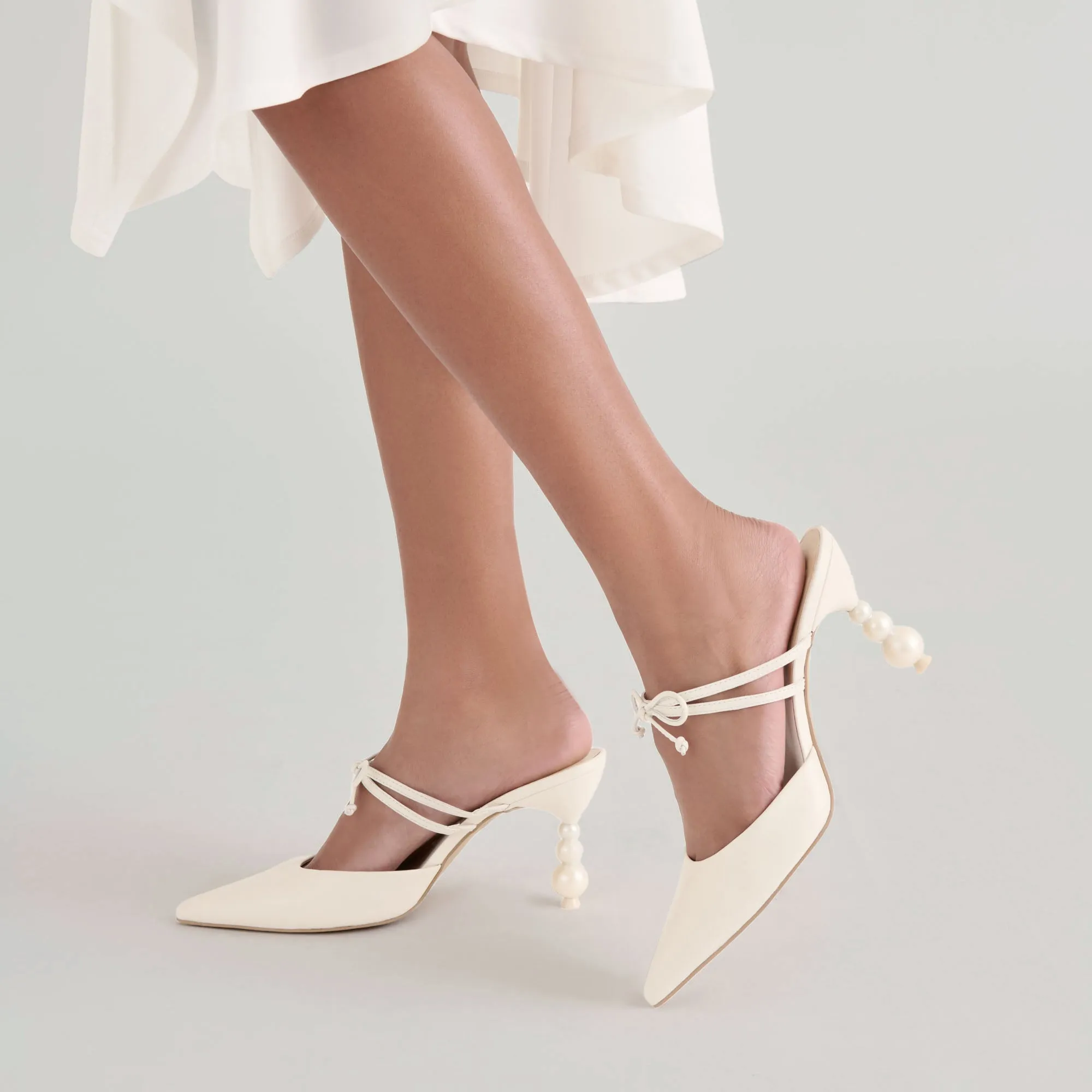 KLAIRE PEARL HEELS TRUE WHITE LEATHER Ventilated Panels Dynamic Flex Zones