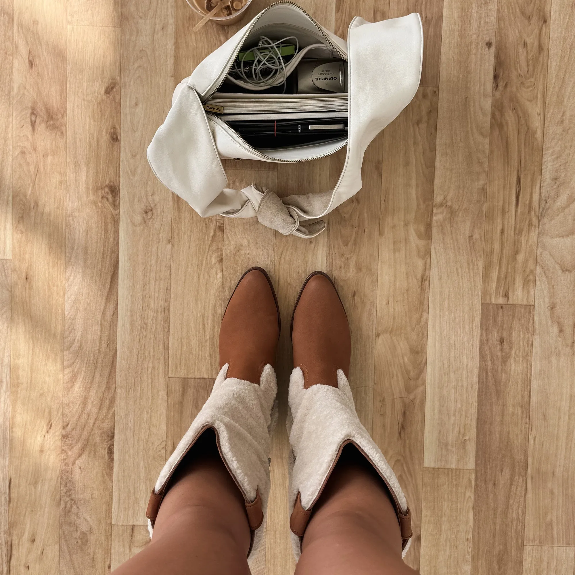 Extended Heel Counter MYKEL PLUSH BOOTS CARAMEL NUBUCK