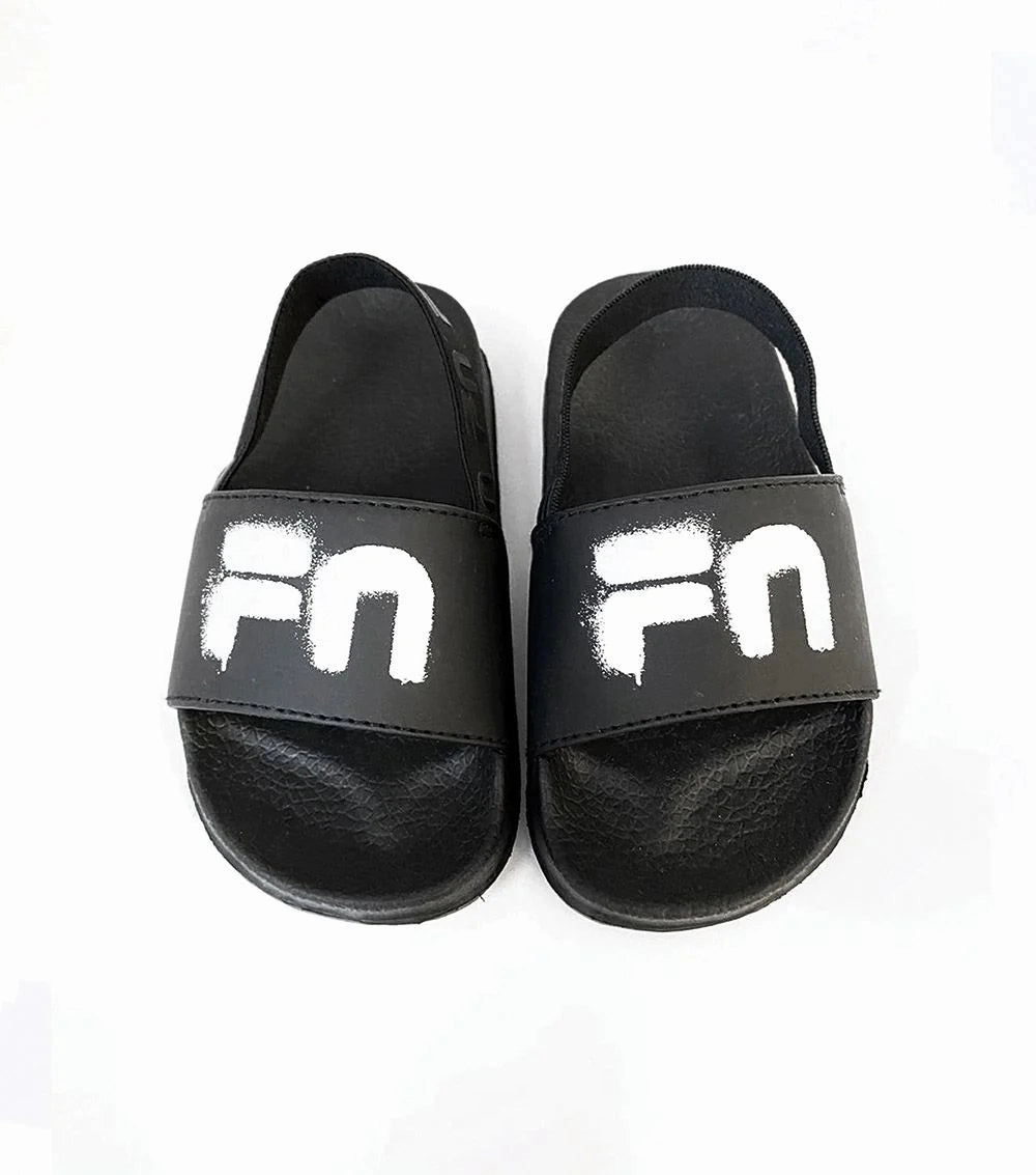 Nununu Kids FN SLIDERS - BLACK MultiDirectionalTread