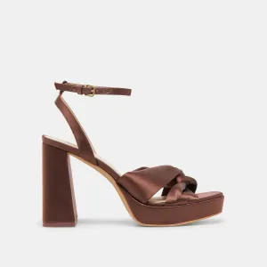 PARLO HEELS MID BROWN SATIN Breath Zone