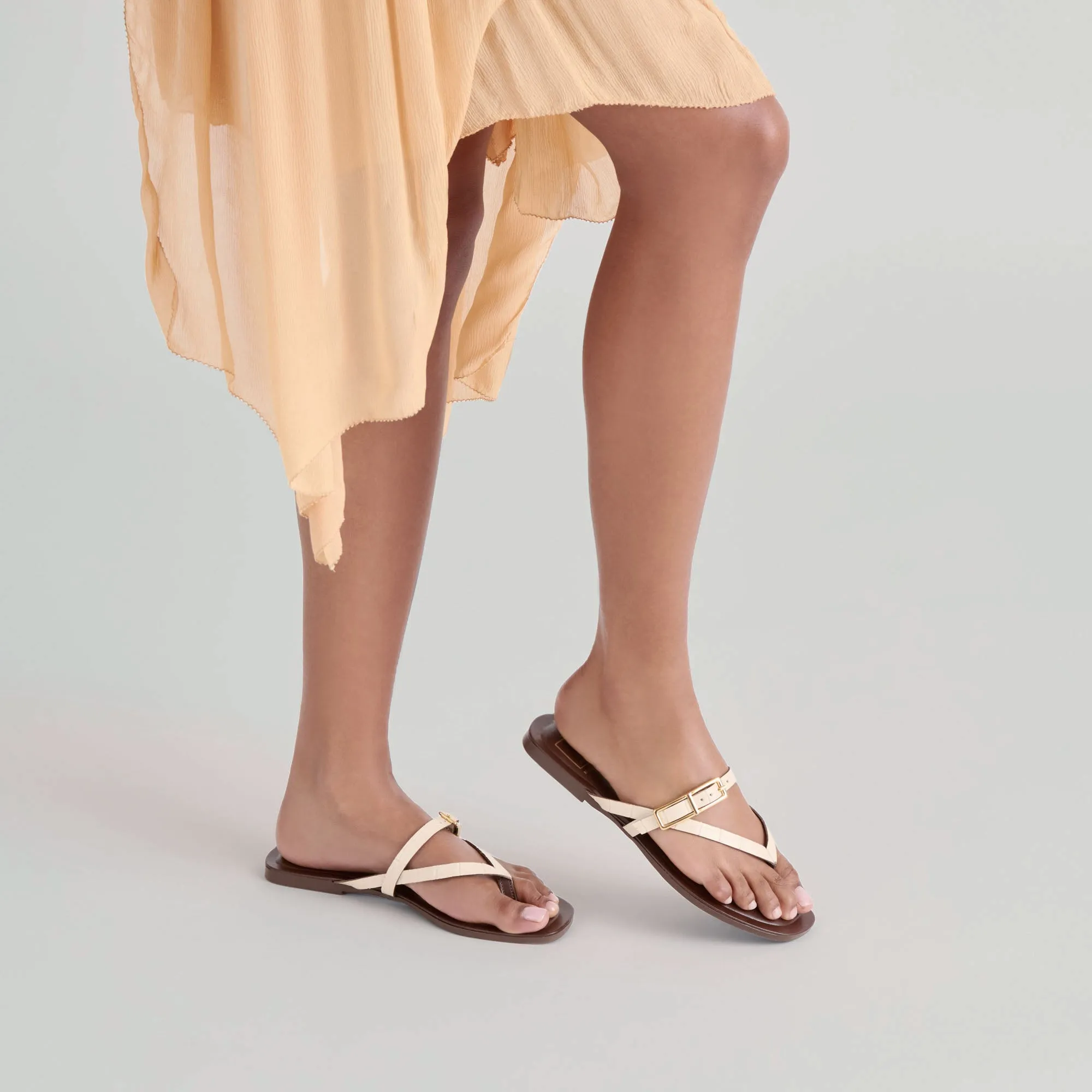 Tensile Strength Reinforcement Trend-setting silhouette PIERS SANDALS BEIGE CROCO EMBOSSED LEATHER