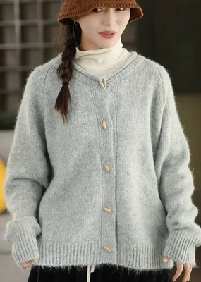 Autumn Warm Wool Knitted Round Neck Cardigan Sweater Functional Piece