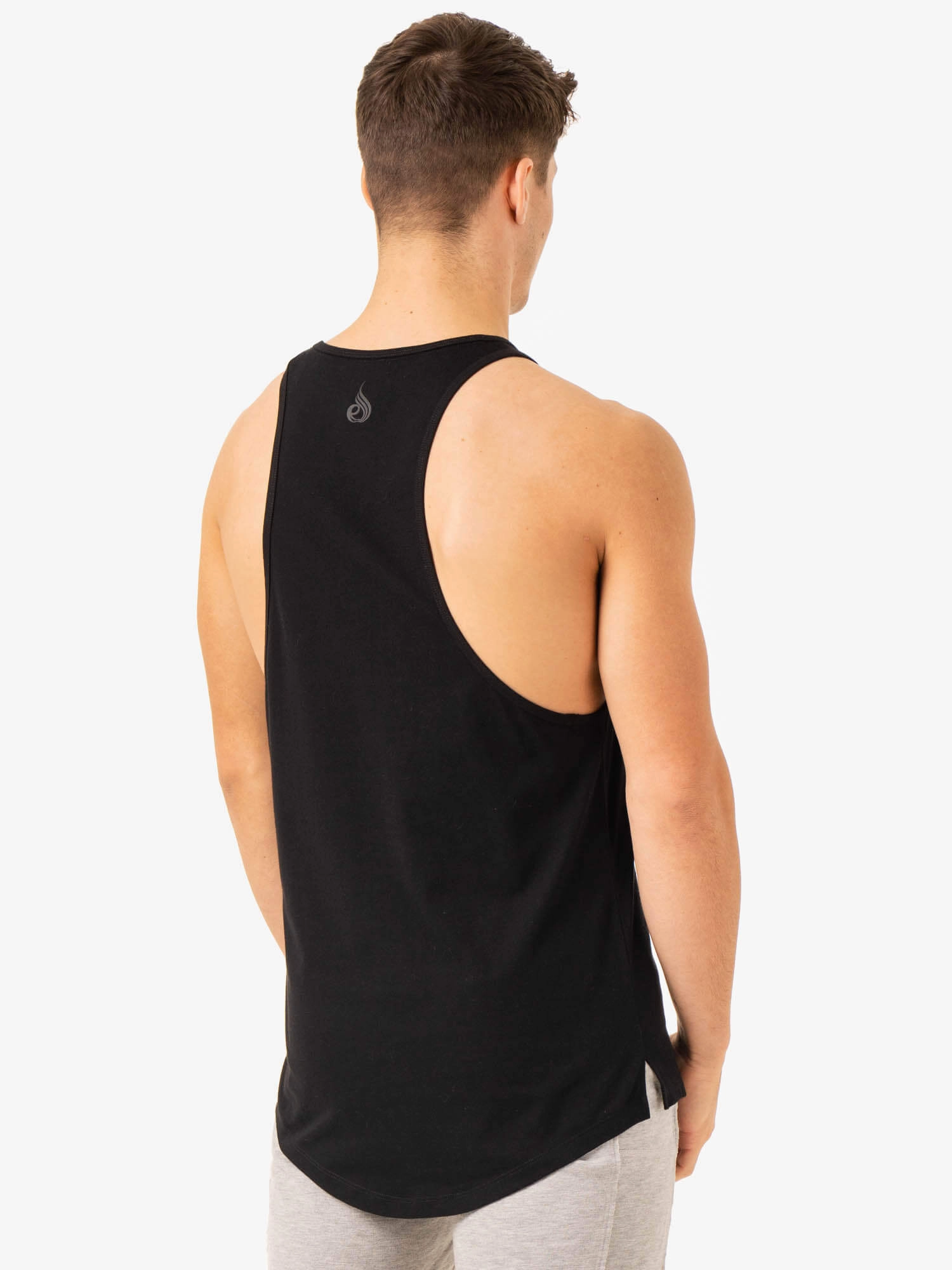 Pursuit Baller Tank - Black SmoothEdgeTrim ThermalRegulatingFabric