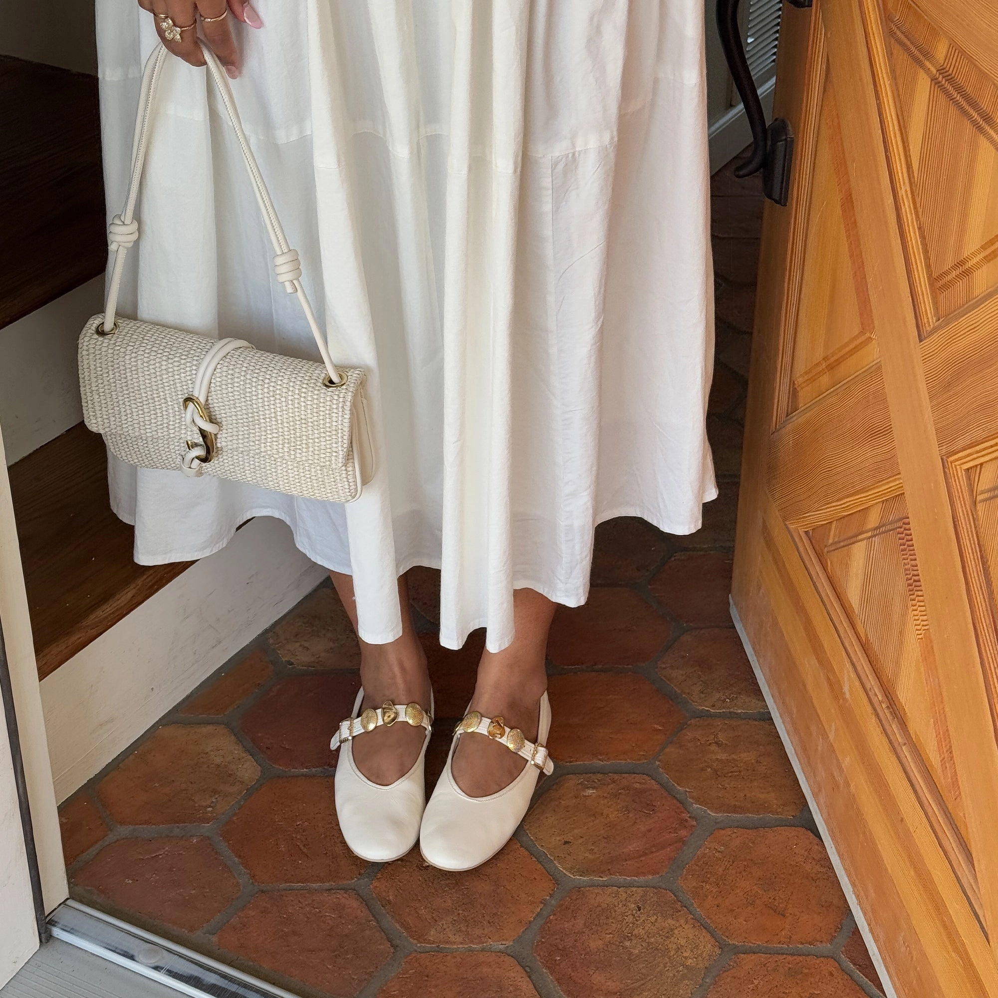 RELAN BALLET FLATS OFF WHITE LEATHER Show Time