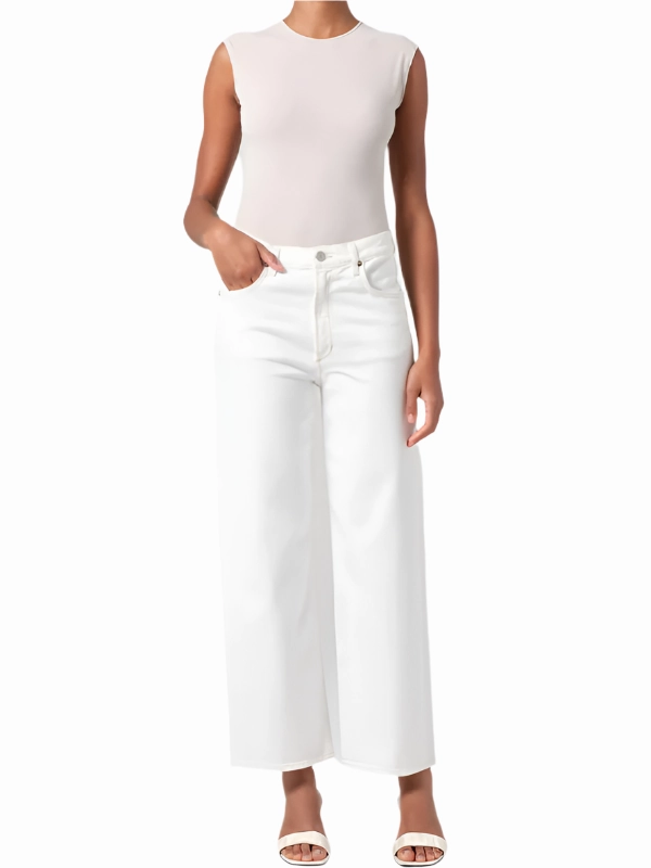 Ren Jean (Stretch) in White Wash Chill Outfit Closet Classic