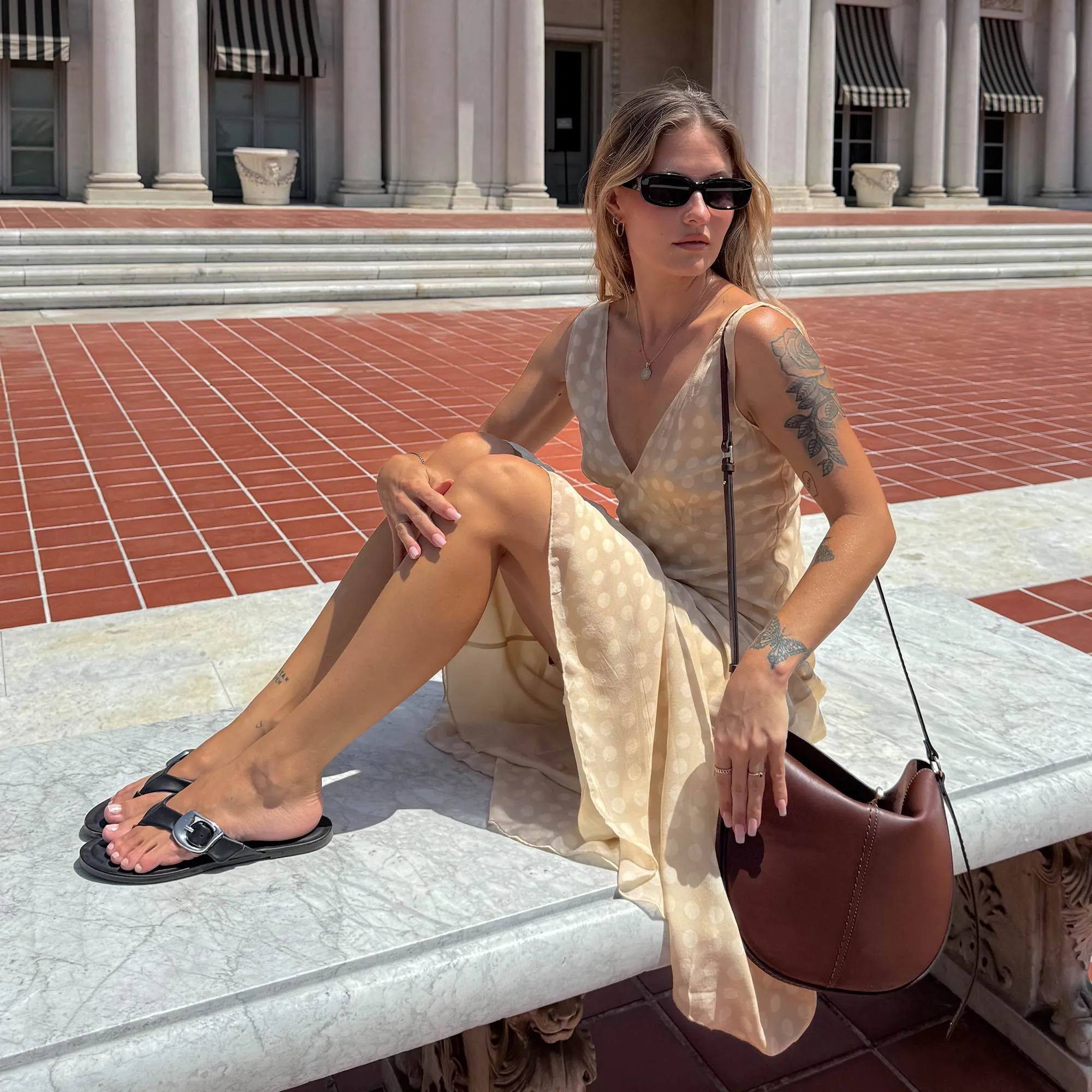 highly recommended Handcrafted Details ROSSA SANDALS BLACK LEATHER