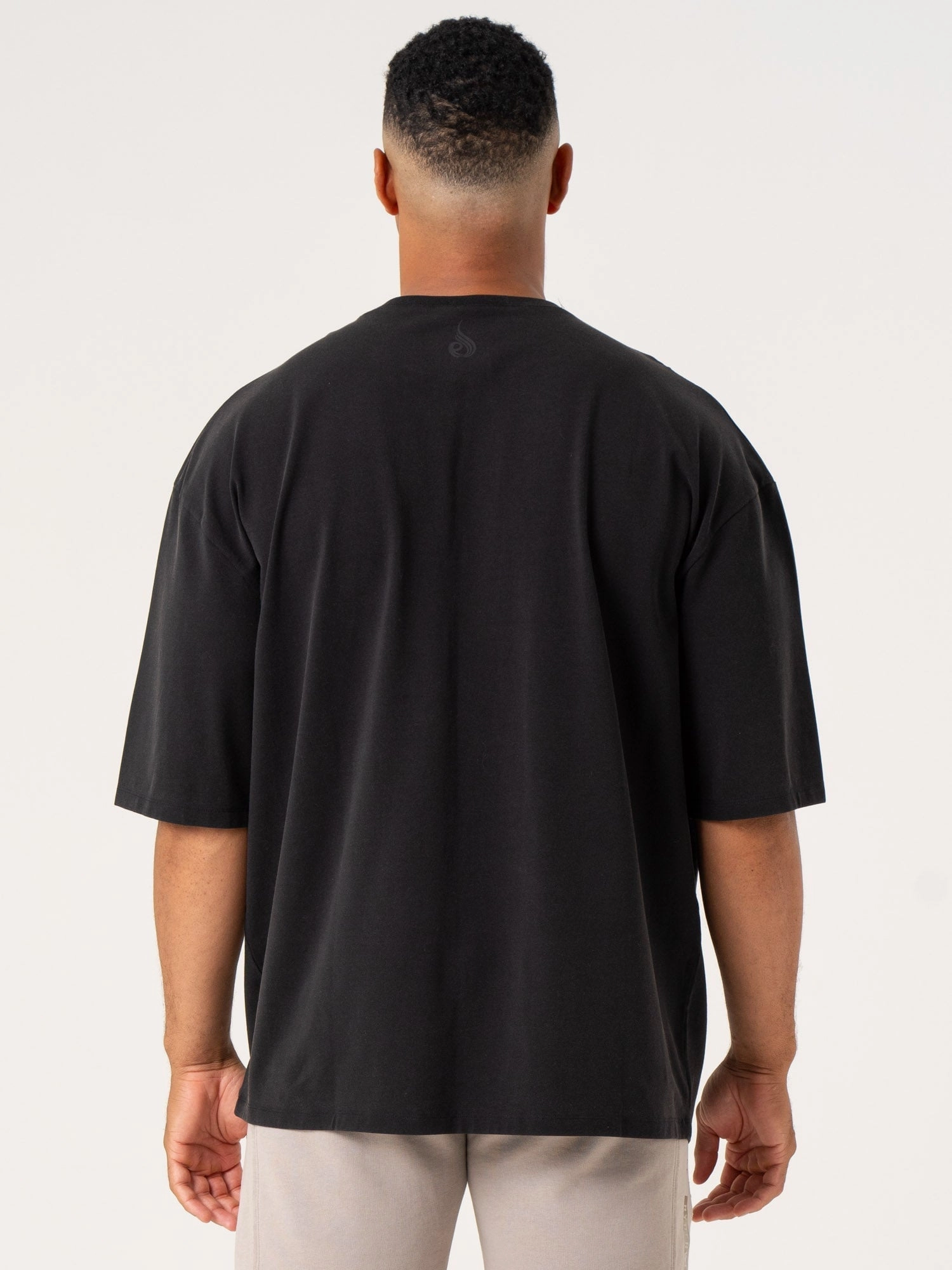 FoldableDesign Pursuit Oversized T-Shirt - Black Stonewash