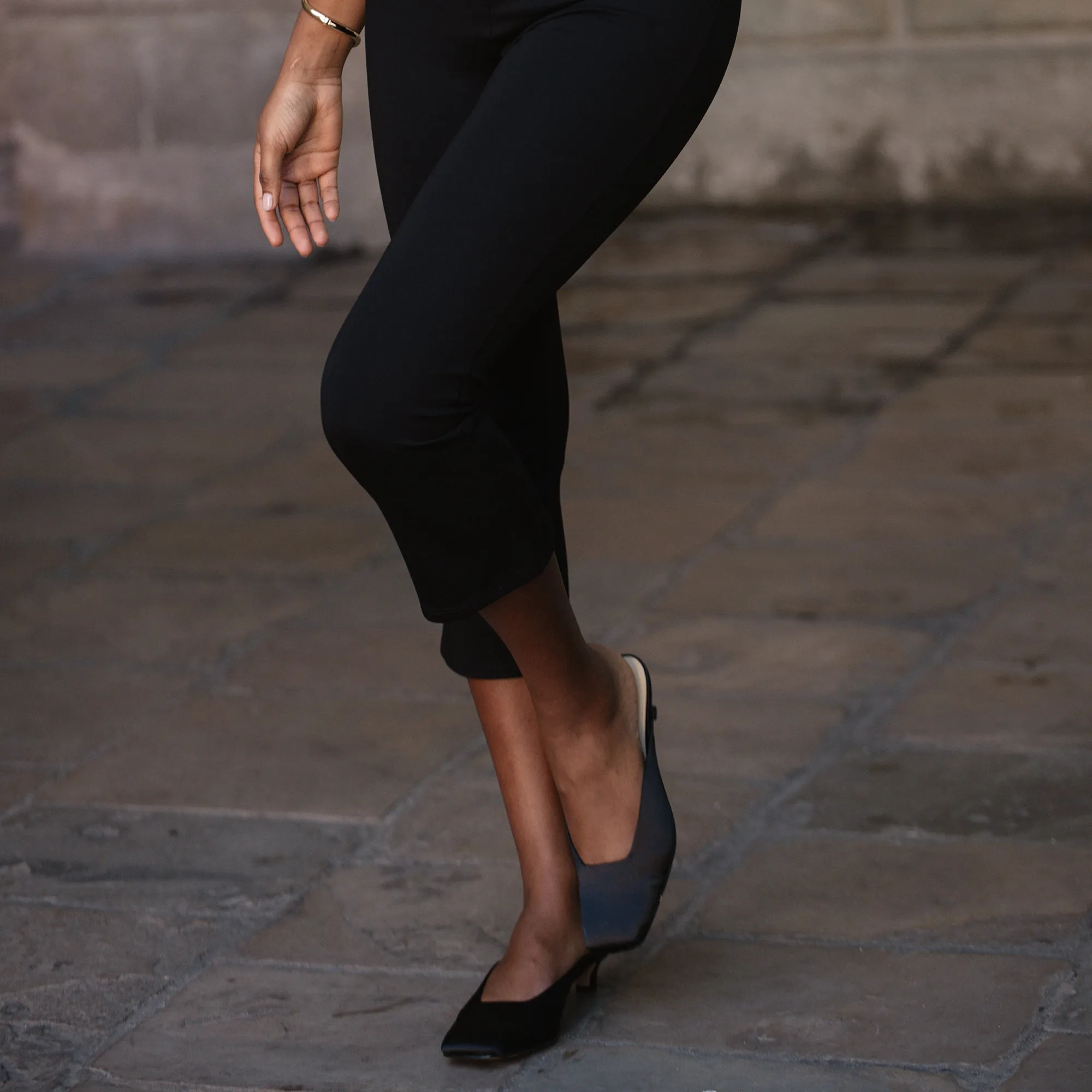 UMARA HEELS ONYX SATIN Vented Heel Panel