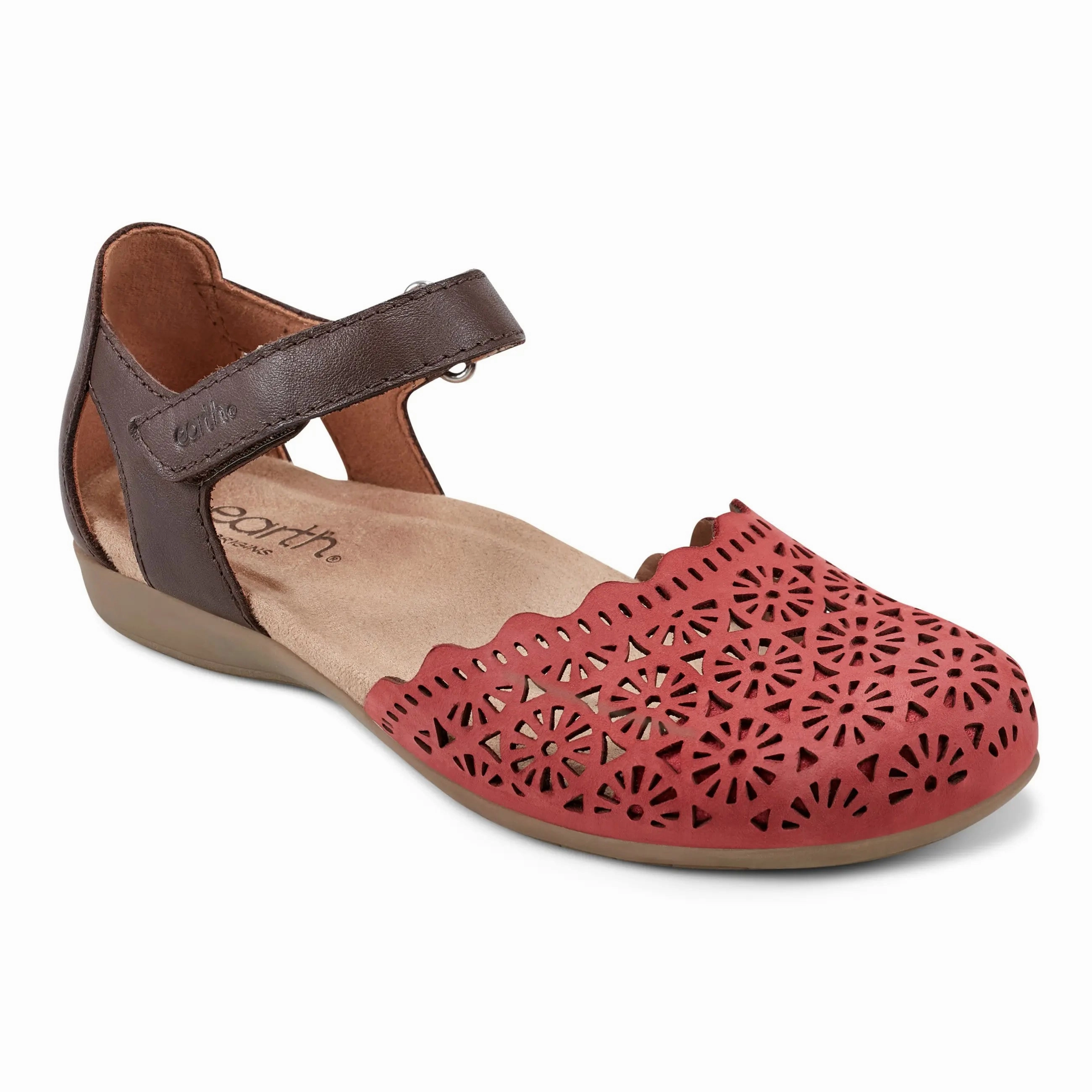 Bronnie Casual Slip-On Perforated Sandals Museum Mood Charity Step