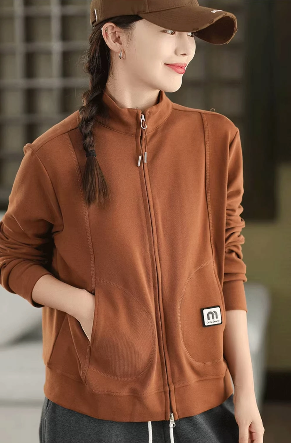 Flexible Fiber Fill QuickAccess Pockets Sport Fashion Warm Stand Collar Zipper Solid Color Jacket
