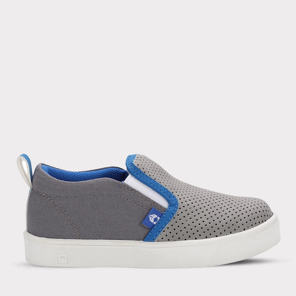 Cozy Travel Shoes Rascal II Boys Slip-On Shoe