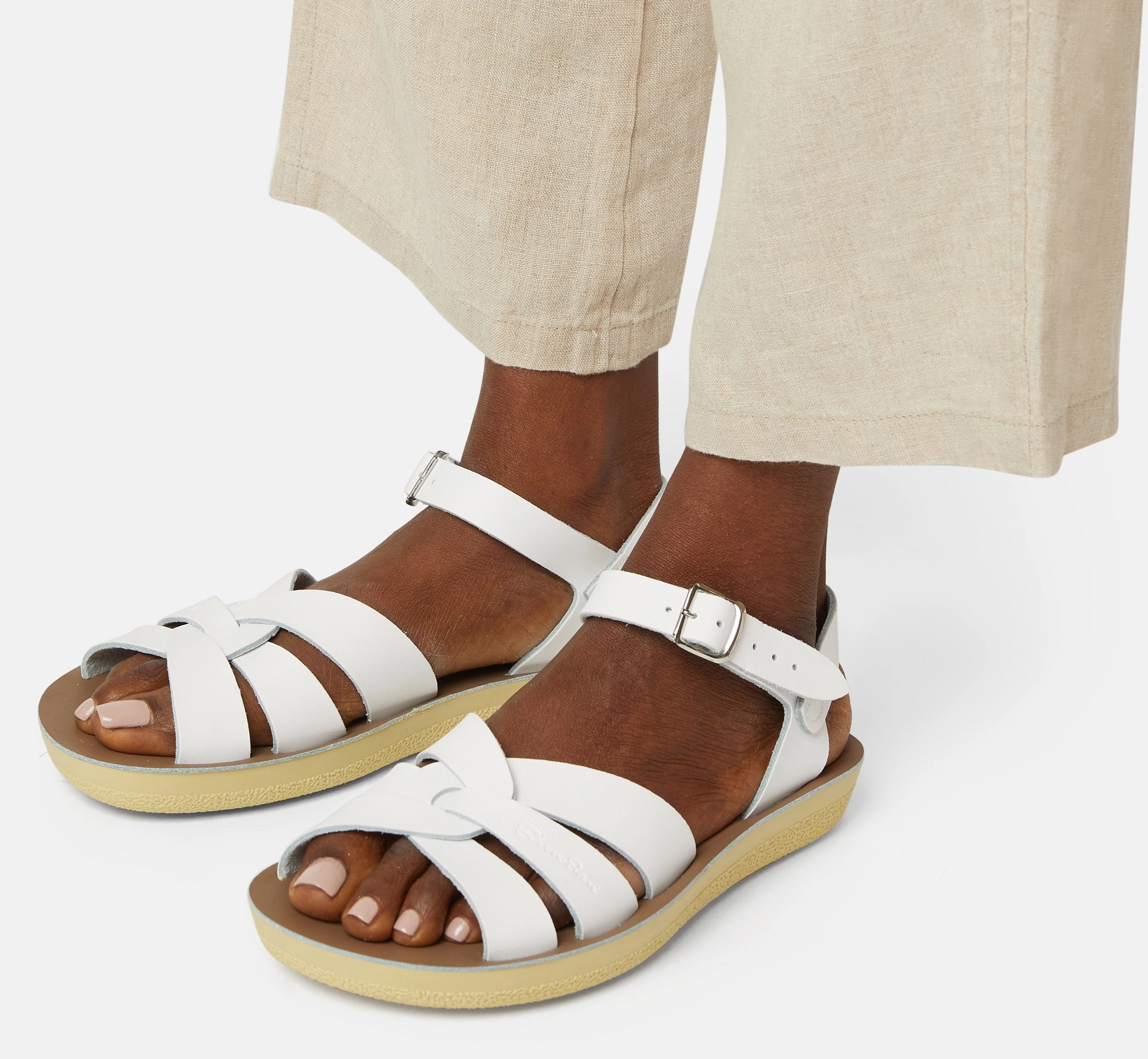 Swimmer White Womens Sandal Comfortable Travel Shoes Toe Protection