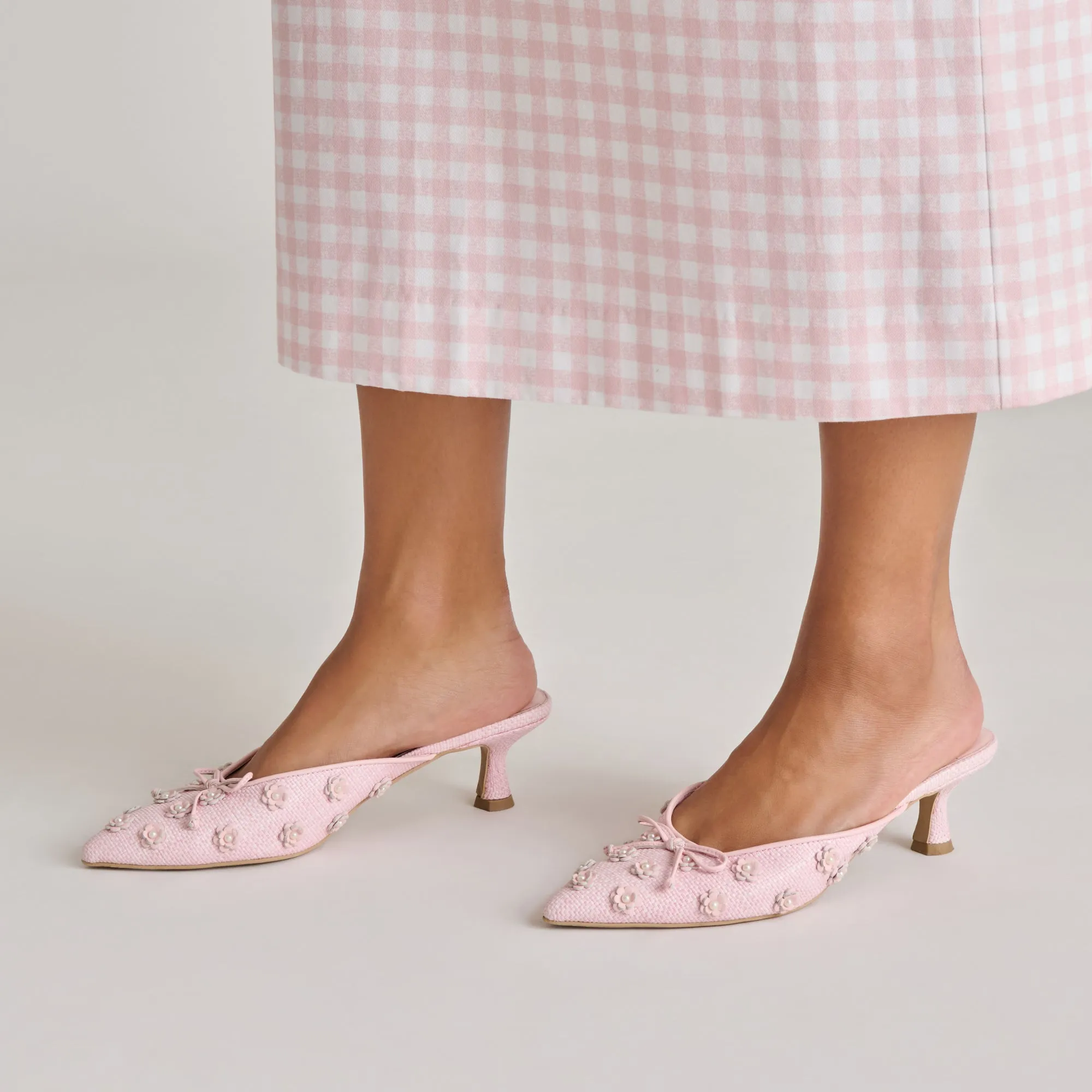 Low Touch CAMILO X BYRDIE GOLF HEELS PINK RAFFIA
