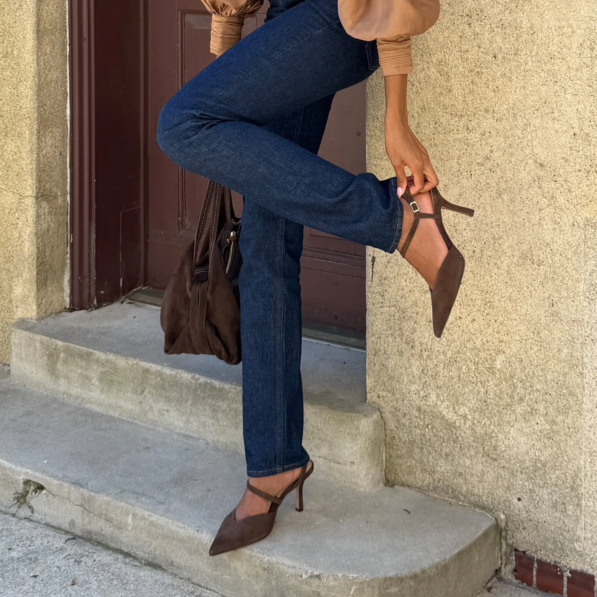 KAMRA HEELS DK BROWN SUEDE Ergonomic Flow Run Mode