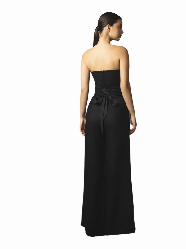 Urban Date Un Secretito in Black