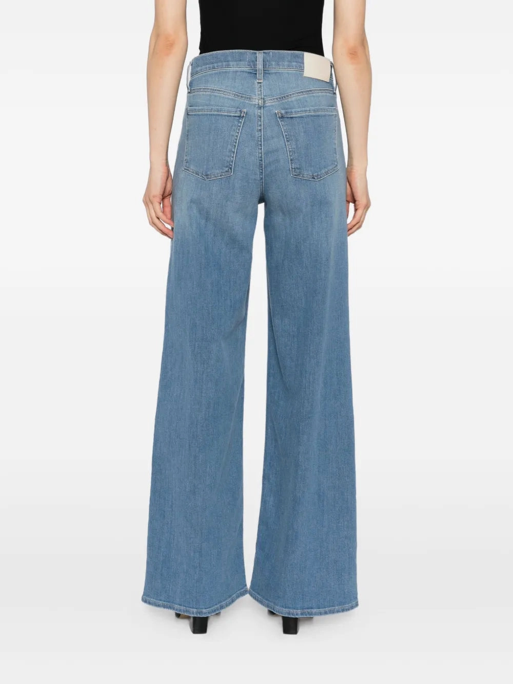 Lyra Long Wide Leg in Bhodi Minimalist Traveler Gear Bold Look