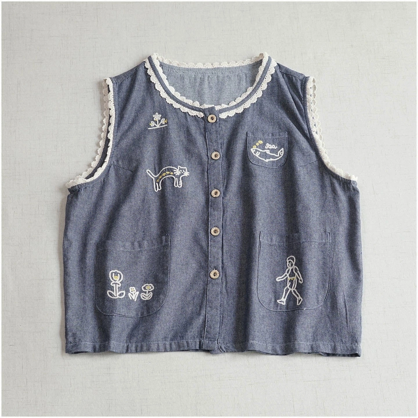 Soft Fleece Interior Summer Cute Cotton Round Neck Sleeveless Embroidered Vest