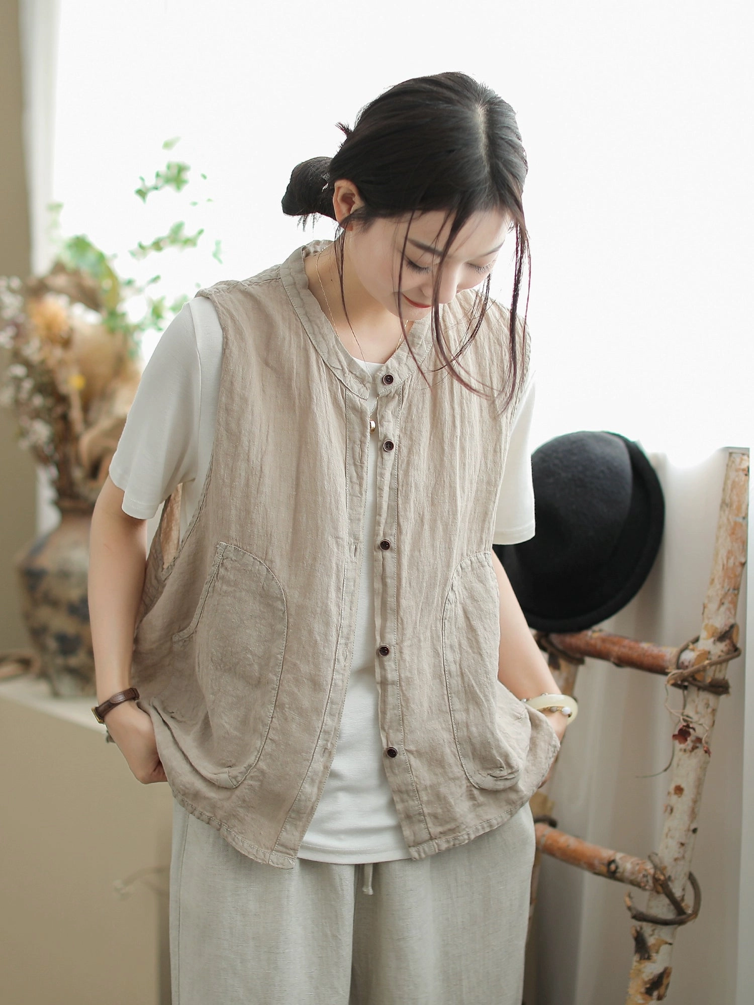 Glove Friendly Cuff Design Babakud Summer Retro Linen Round Neck Single-Breasted Vest
