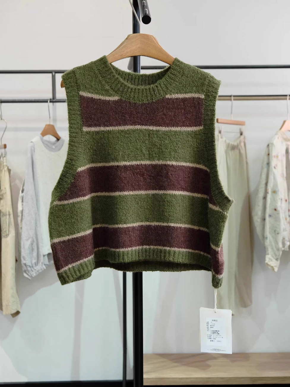 MeshLinedVents Women Warm Wool Knit Round Neck Sleeveless Sweater Vest