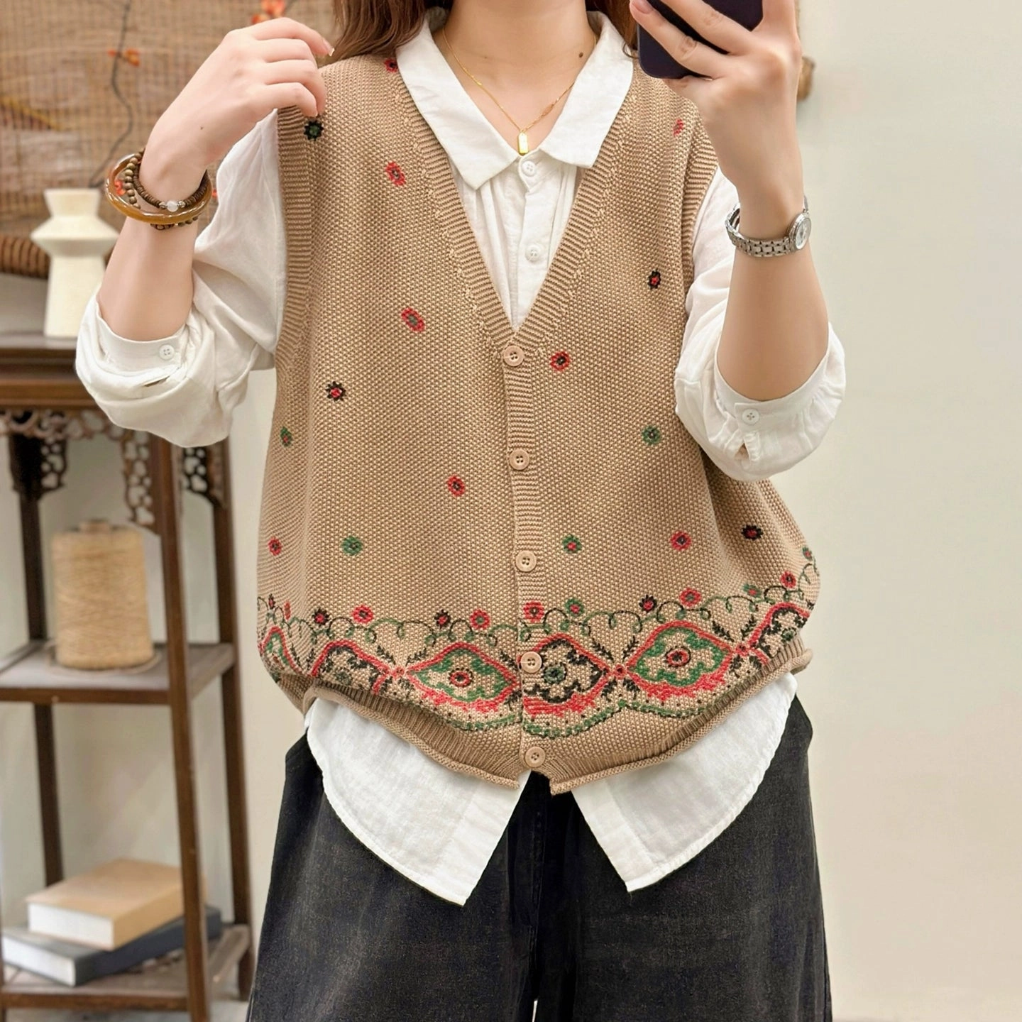 Women Autumn Cotton V-Neck Embroidered Loose Cardigans No Roll Collar Technology