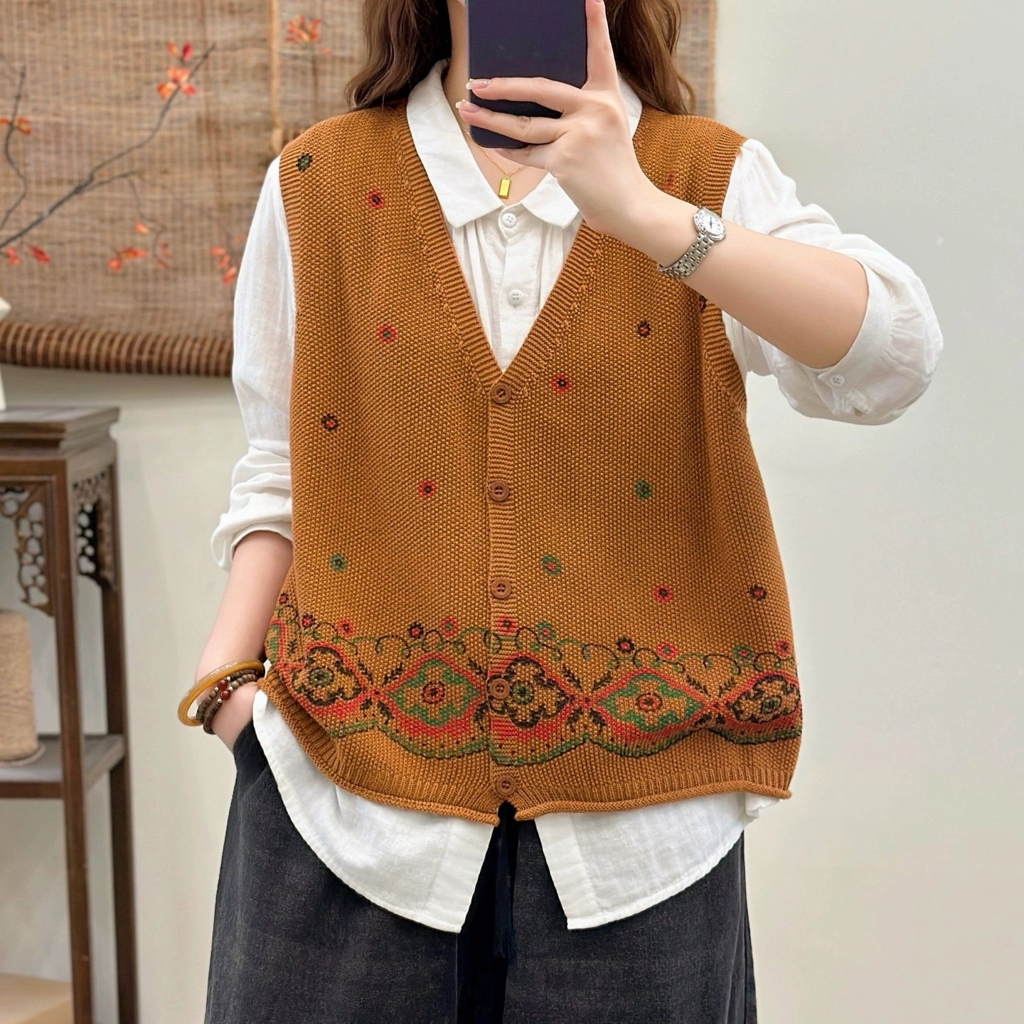 Breathable City Style VentilatedBackPanel Women Autumn Cotton V-Neck Embroidered Loose Cardigans