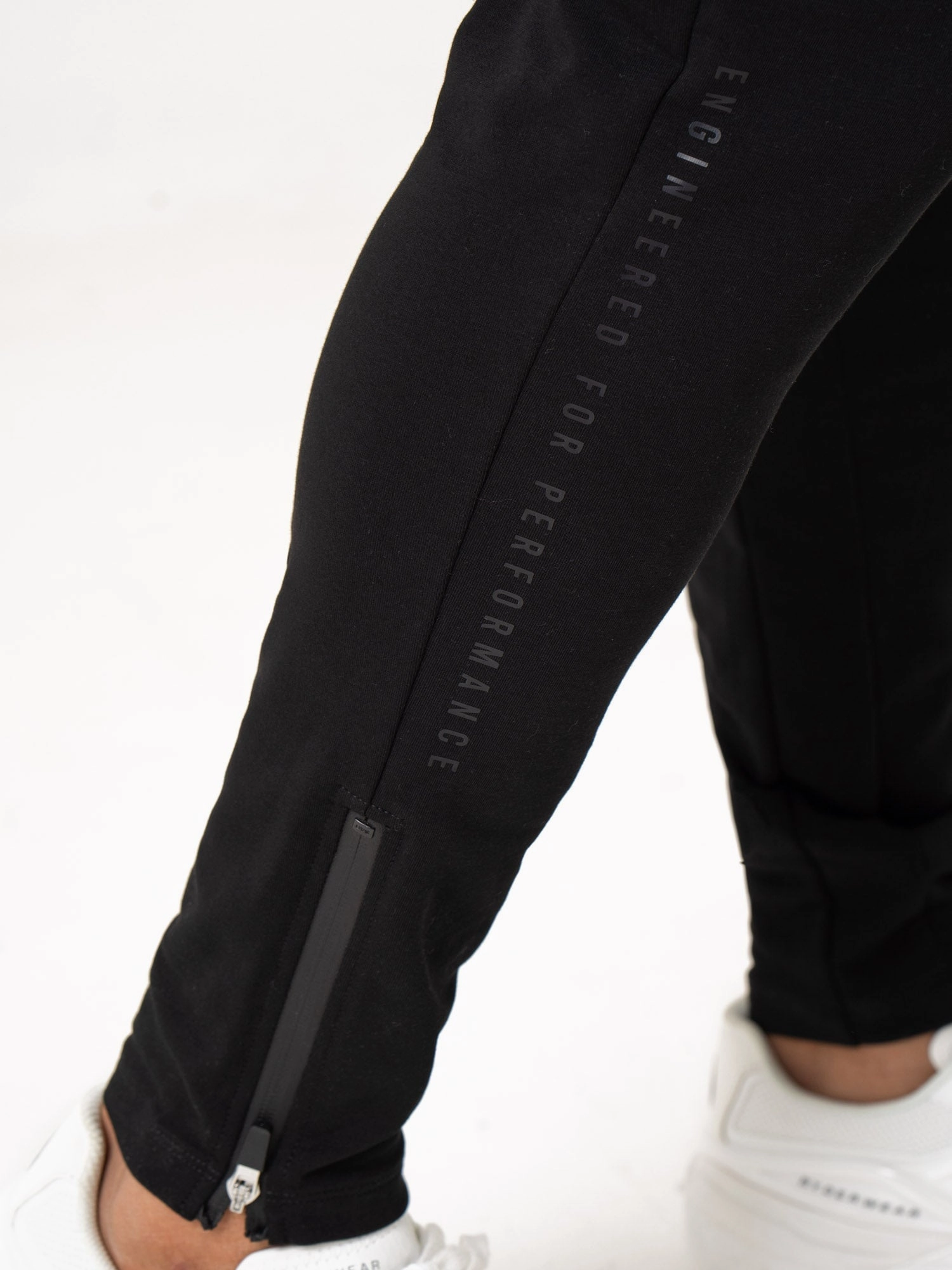 Trendy Design ButterSoftKnit Pursuit Gym Track Pants - Black