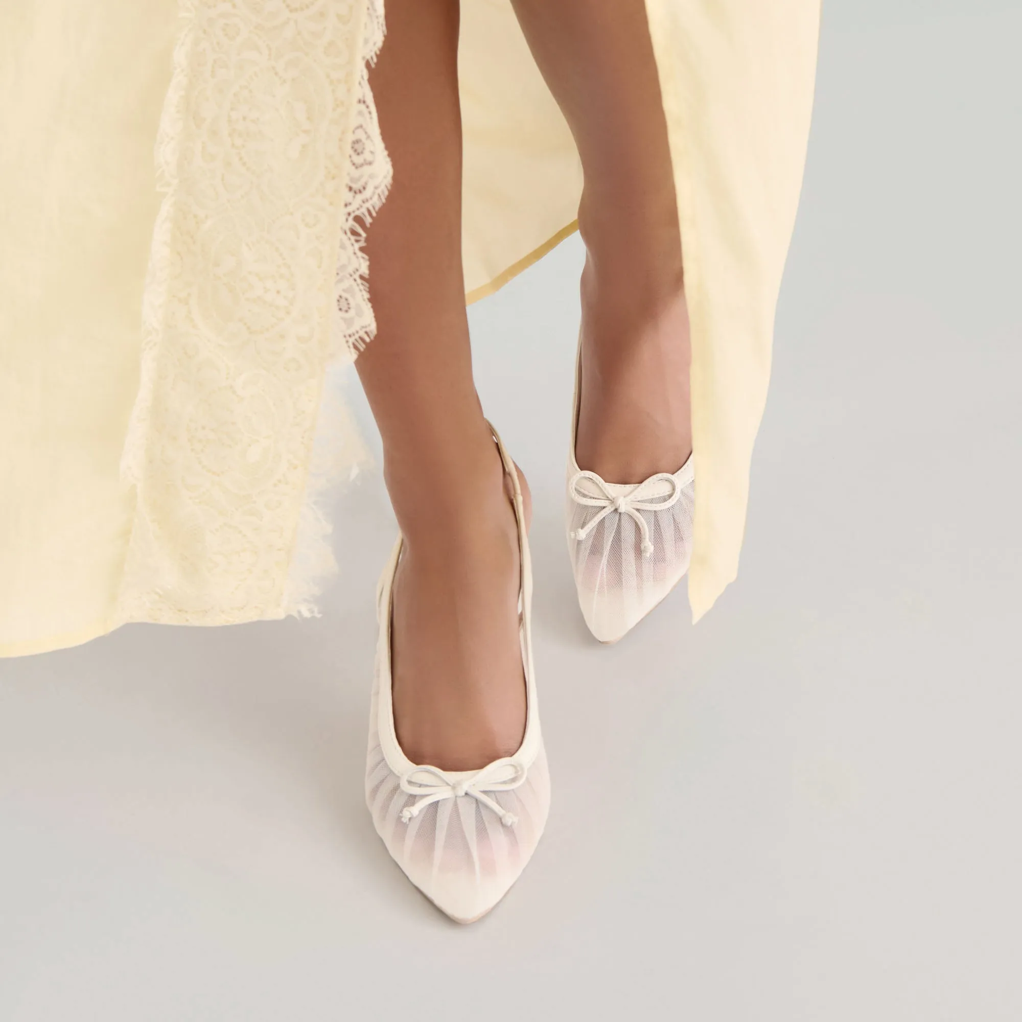 Day Long BreathableMesh YELA HEELS WHITE TULLE